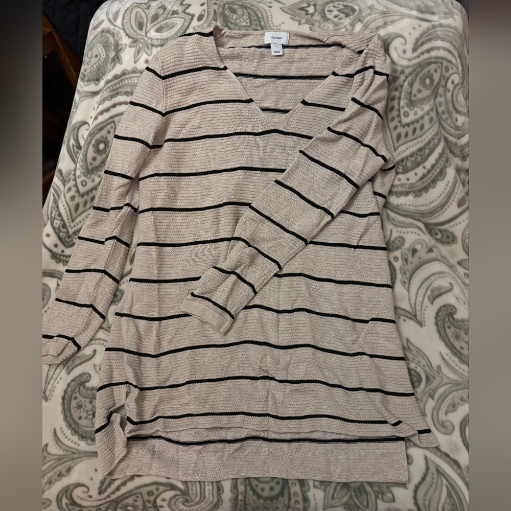 Old Navy Black Striped Cream Long Sleeve Top